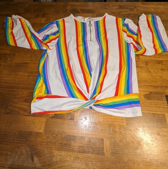 Marci Rainbow Stripe Top size Large - Picture 14 of 15